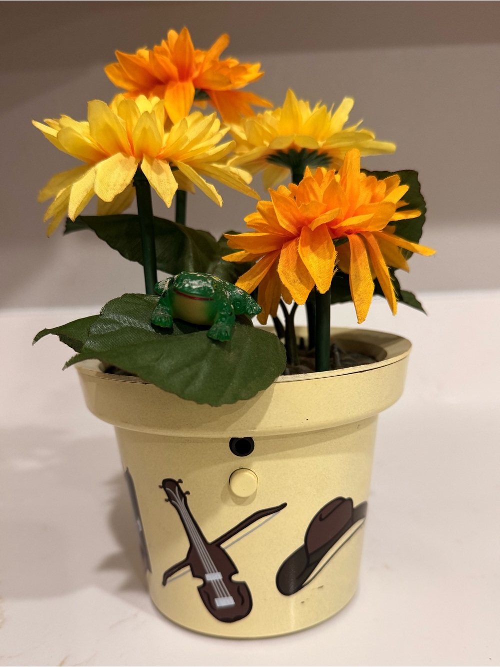 Working Vintage 90s Western Folk Art Dancing Flowers